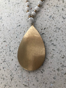 TEAR DROP MEDALLION NECKLACE