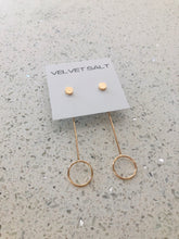 Load image into Gallery viewer, GOLD PEEK-A-BOO EARRINGS