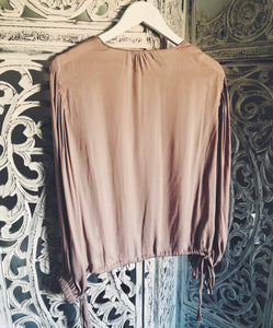 BLUSH BALLOON SLEEVE BLOUSE