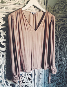 BLUSH BALLOON SLEEVE BLOUSE